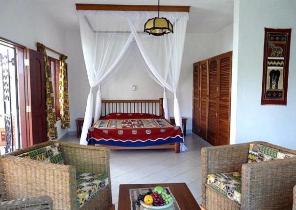 Diani Cottages Diani Beach Buitenkant foto
