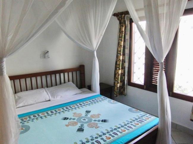 Diani Cottages Diani Beach Buitenkant foto