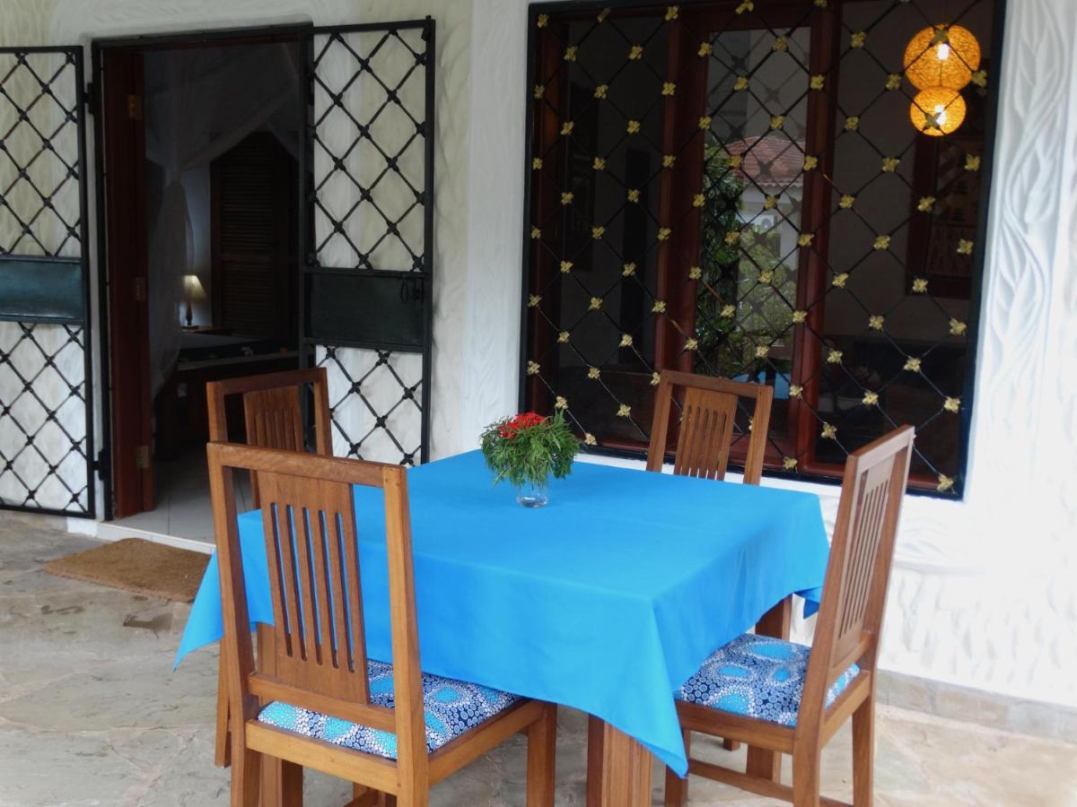 Diani Cottages Diani Beach Buitenkant foto