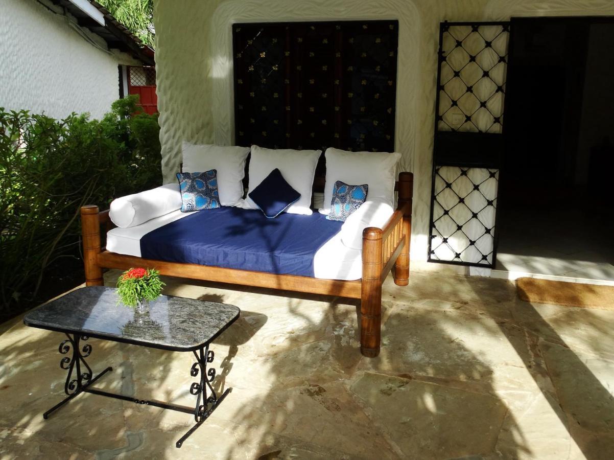 Diani Cottages Diani Beach Buitenkant foto