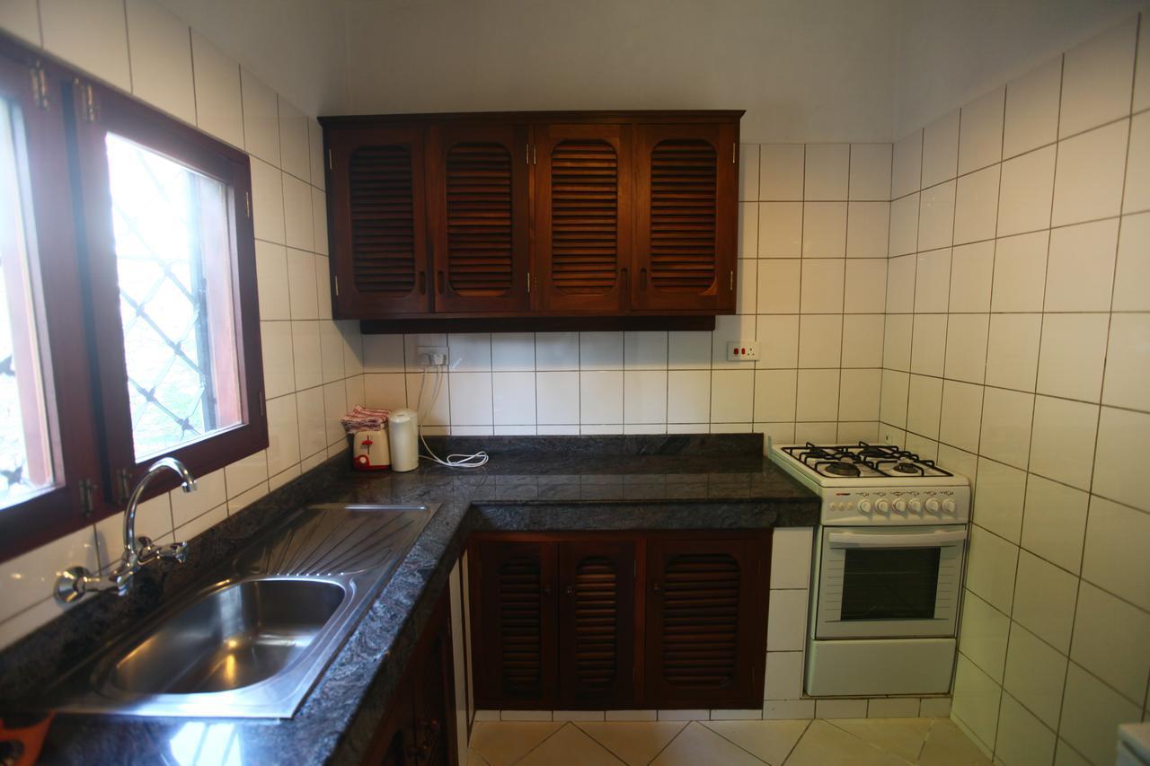 Diani Cottages Diani Beach Buitenkant foto