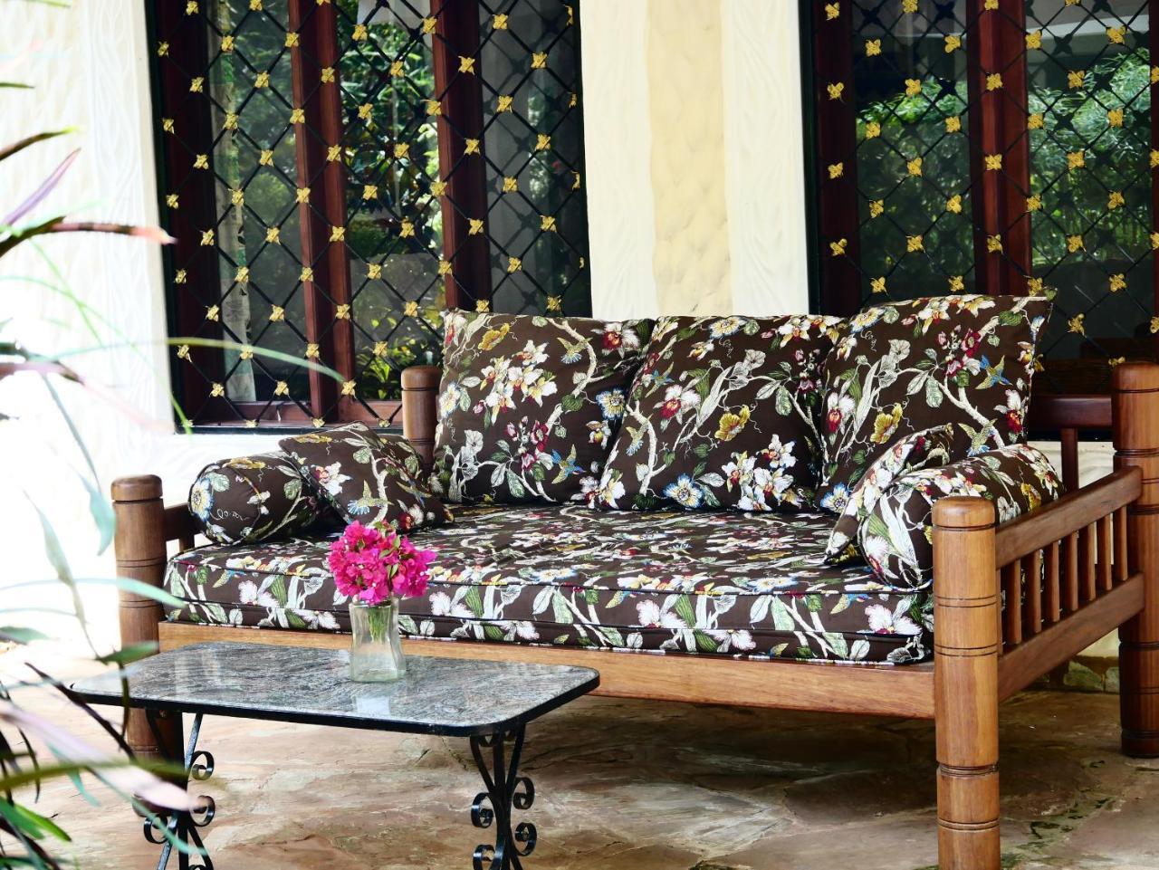 Diani Cottages Diani Beach Buitenkant foto