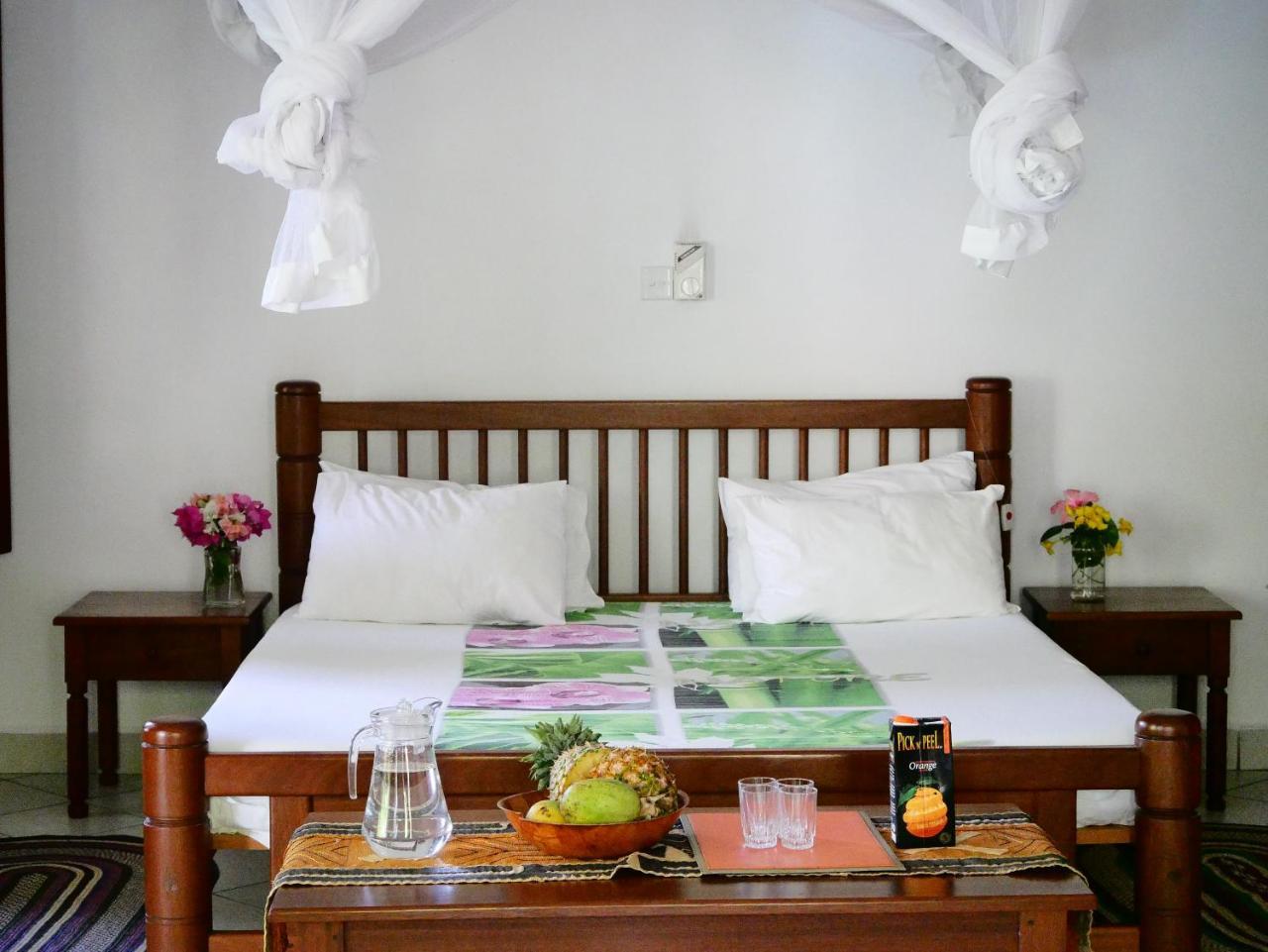 Diani Cottages Diani Beach Buitenkant foto